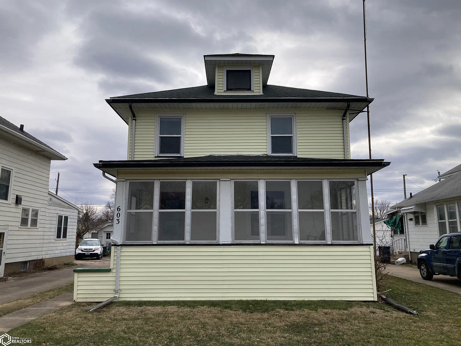 603 Harrison Ave photo 1