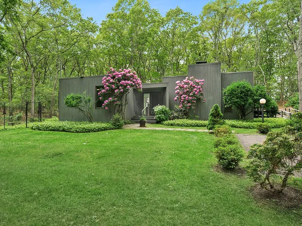 162 Noyac Path, Water Mill, NY 11976