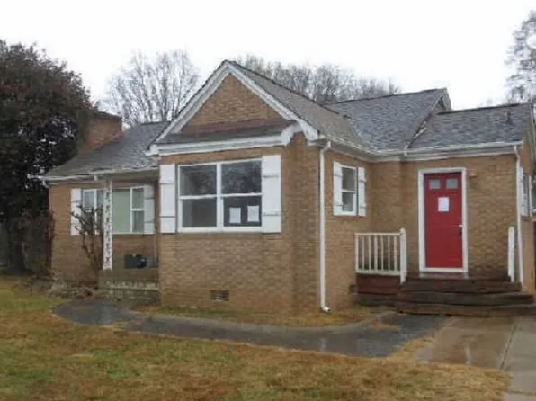 160 Stonewall Cir, Concord, NC 28027