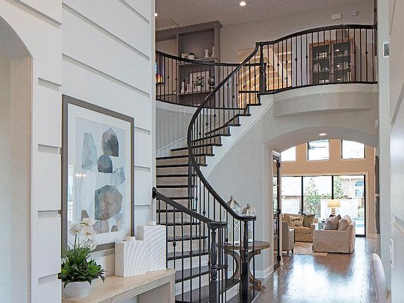 Beautiful front foyer