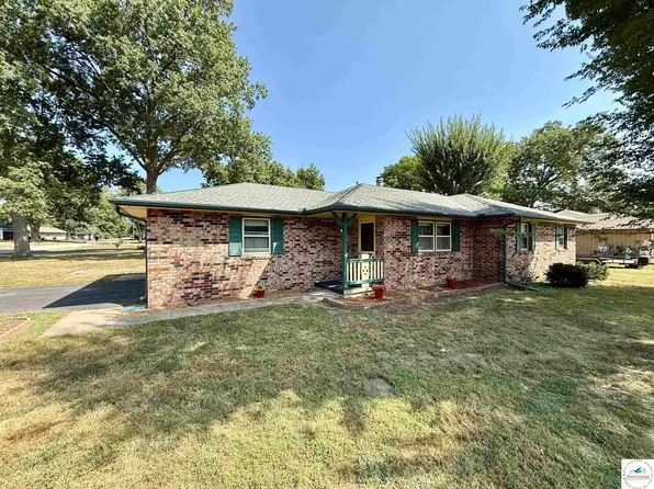 1000 E Green St, Clinton, MO 64735