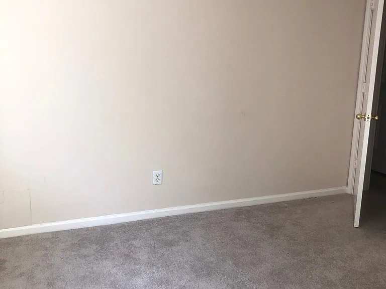 5327 Devon Green Dr — Photo 17