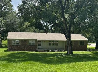 1259 Hampshire Pike, Columbia, TN 38401