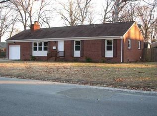 194 Shannon Dr, Newport News, VA 23608