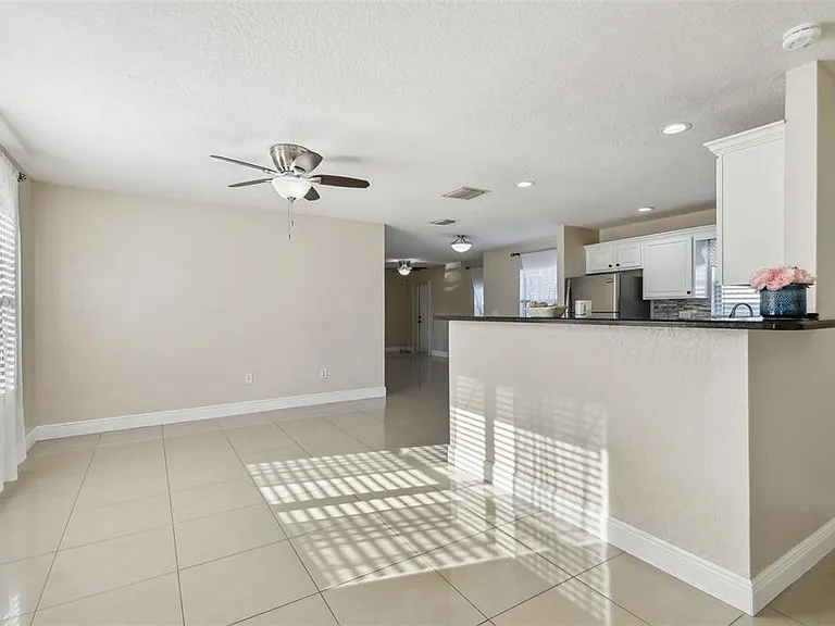 12252 Eldon Dr — Photo 21
