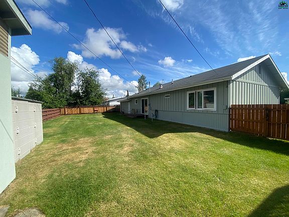 4th image of 1164 Kodiak St