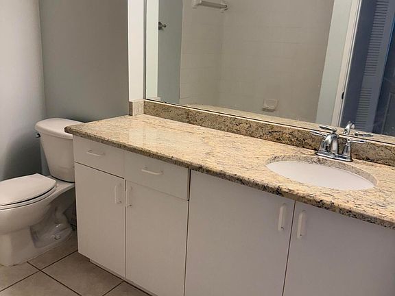 3rd image of 1550 S 42nd Cir APT 202