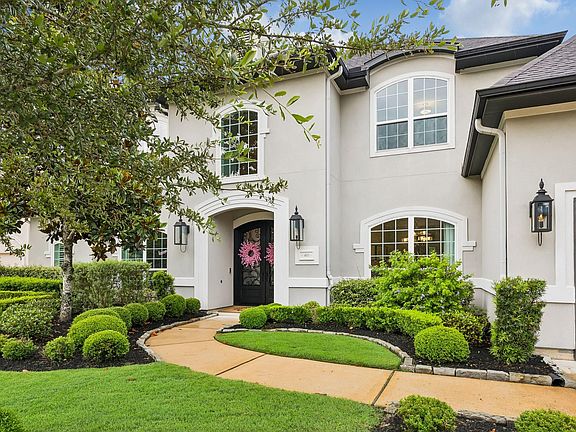 2nd image of 4011 Pleasant Ridge Dr