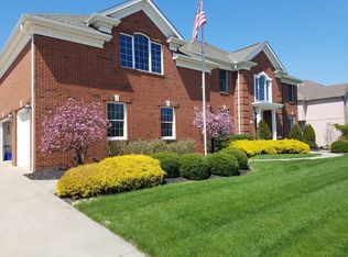 1185 Pineridge Dr, Marion, OH 43302