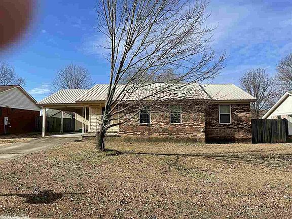 2nd image of 203 Joy Dr