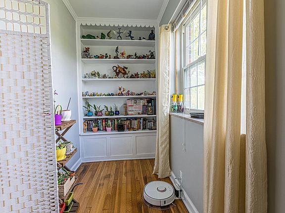 5th image of 555 Eastmoor Blvd Floor 2
