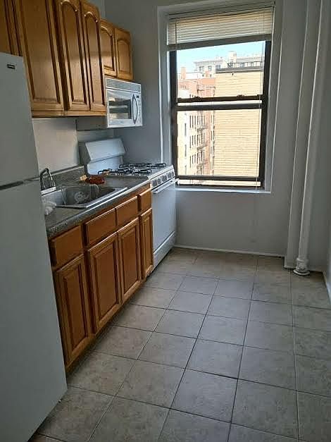2nd image of 128 Fort Washington Ave APT 6F