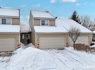 2938 Edgestone Dr, Hudsonville, MI 49426