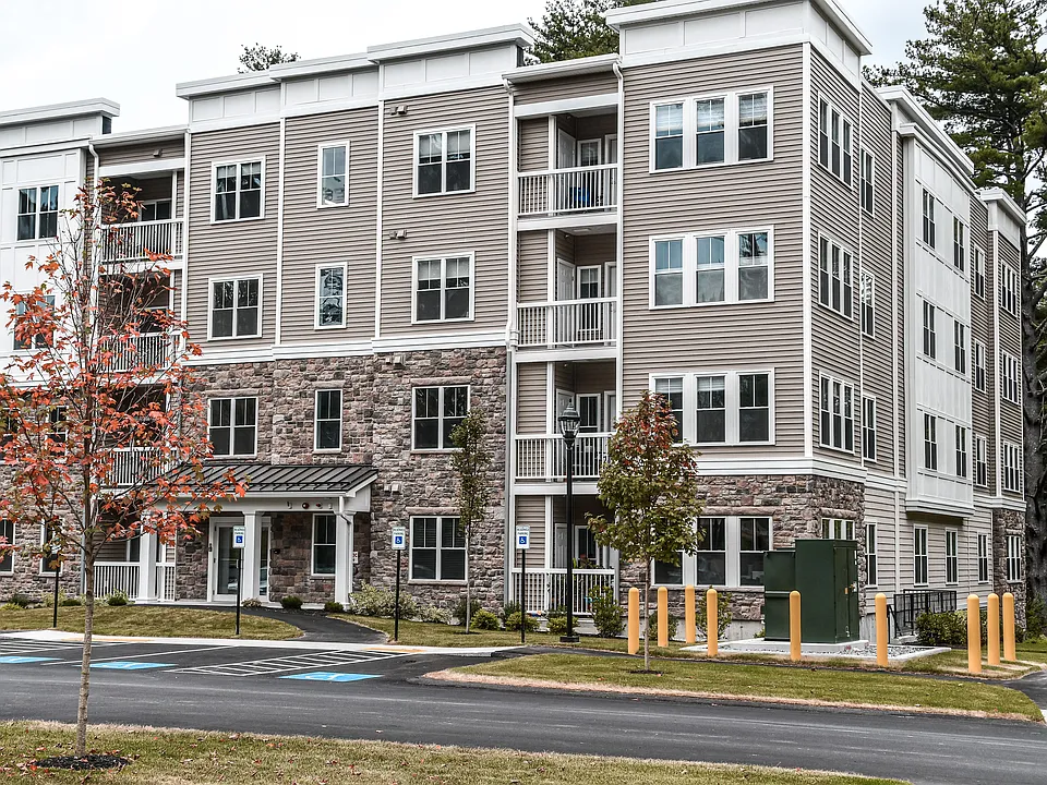 2 Winslow Ln #310