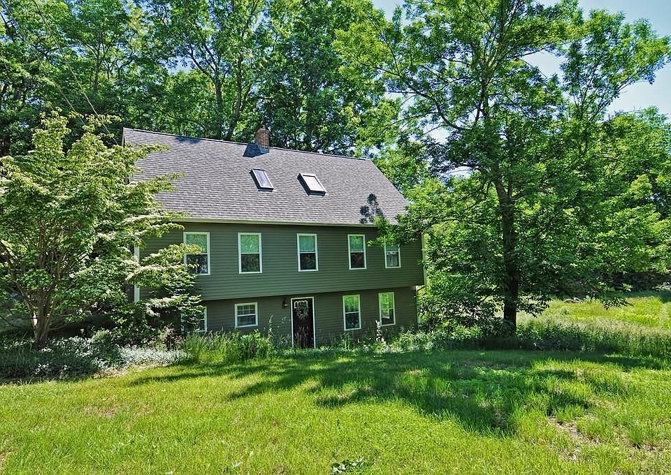 1st image of 167 Essex St