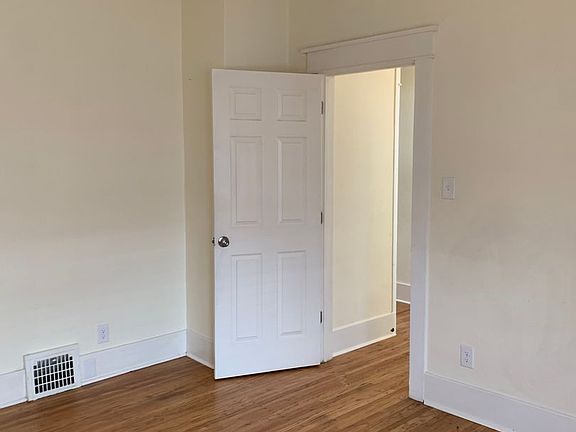 5th image of 1817 7th Ave Unit 1