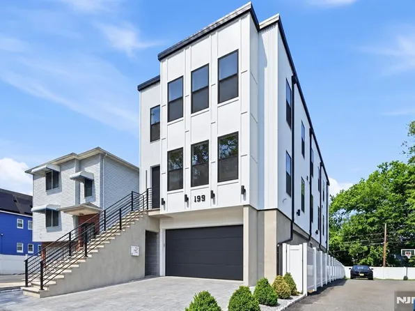 199 Park Street, East Orange, NJ 07017