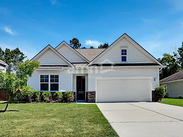 94 Palmer Pl, Richmond Hill, GA 31324