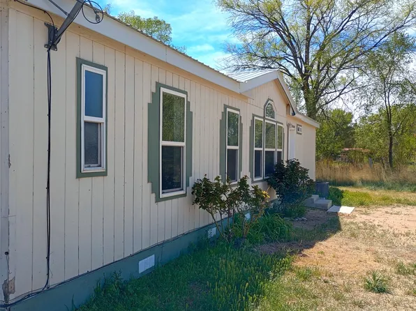 57 County Rd #822A, Velarde, NM 87582