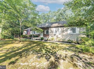 1 Woodgate Dr, Shamong, NJ 08088