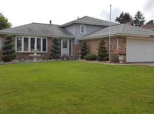 1351 W Army Trail Blvd, Addison, IL 60101