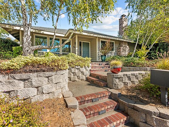 5th image of 8641 Lady Jane Way
