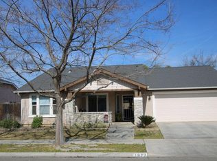 1877 E Lincoln Ave, Reedley, CA 93654