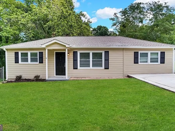 6057 Blackhawk Trl SE, Mableton, GA 30126