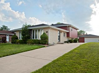 522 N Rumple Ln, Addison, IL 60101