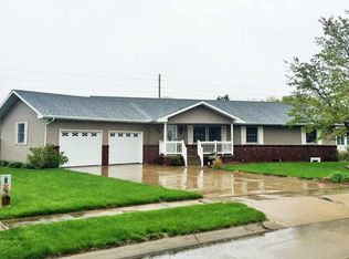 1668 W Calle Colombo St, Columbus, NE 68601