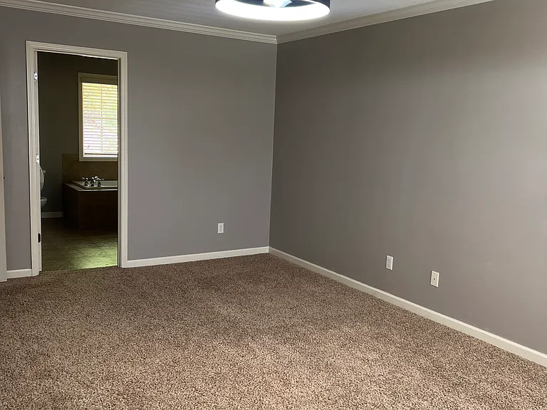 1112 Gilbert Station Ln — Photo 13