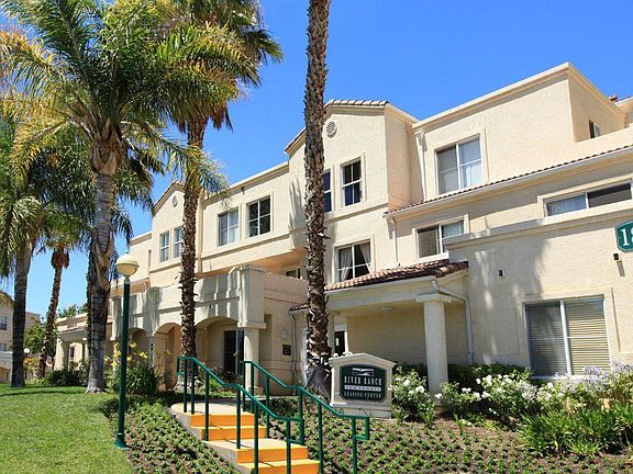 2nd image of 18060 Annes Cir Unit 203