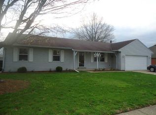 3651 Premier Dr, Columbus, IN 47203