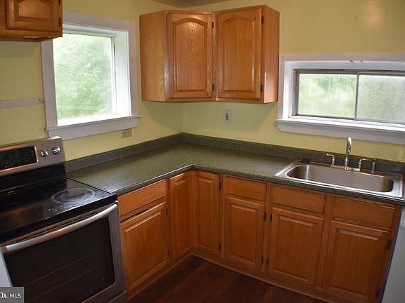3rd image of 78 Green St