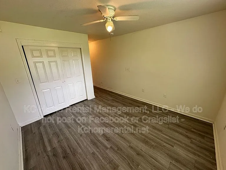 4319 Jackson Ave — Photo 11
