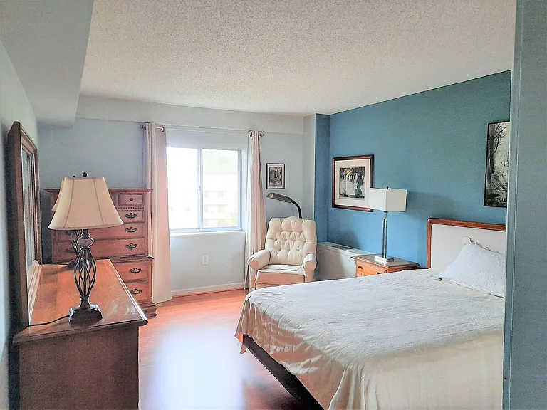 7501 Democracy Blvd — Photo 8