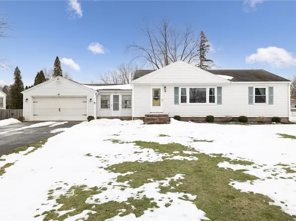 9 David Dr, North Chili, NY 14514