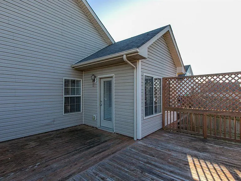1116 Brick House Ln — Photo 13
