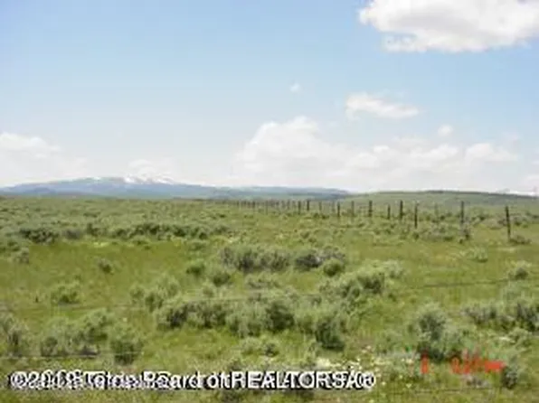 E Beaver Ridge Rd, Daniel, WY 83115