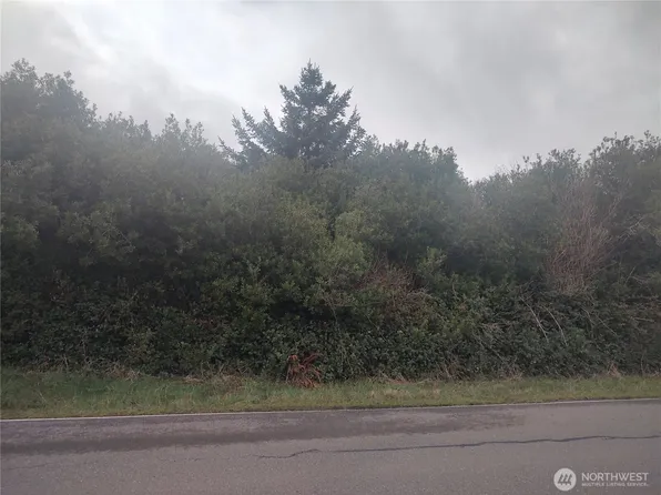 601 Ocean Shores Boulevard SW, Ocean Shores, WA 98569