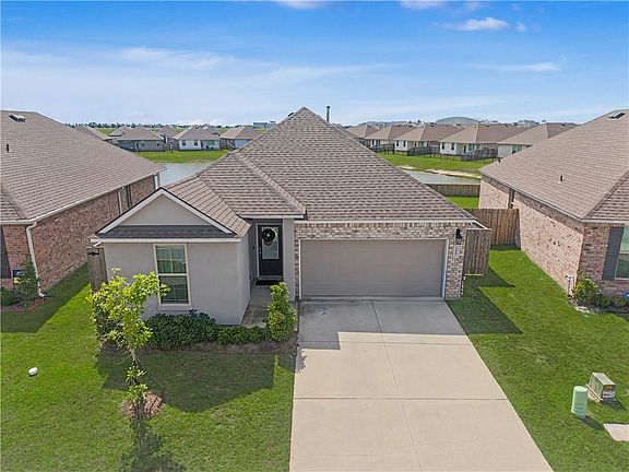 3rd image of 3427 Tide Wind Dr