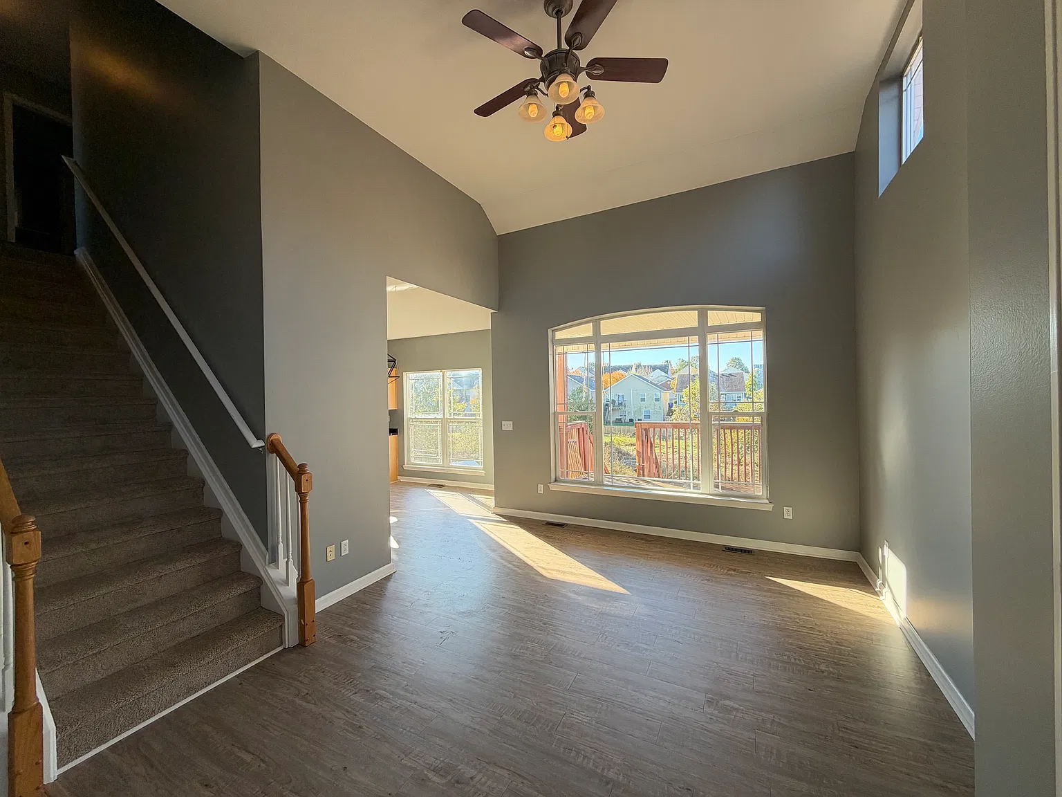 4 bed, 3.5 bath, 2024 sqft, $2,600 — Photo 4