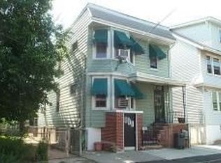 34 Smith St, Newark, NJ 07106