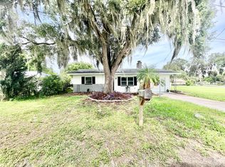 5636 19th St, Zephyrhills, FL 33542