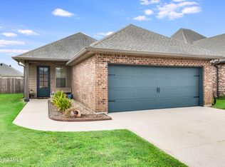 107 Cedar Mound Ln, Youngsville, LA 70592