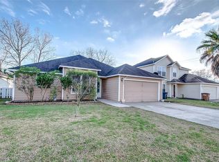 5004 Asia Ln, Dickinson, TX 77539