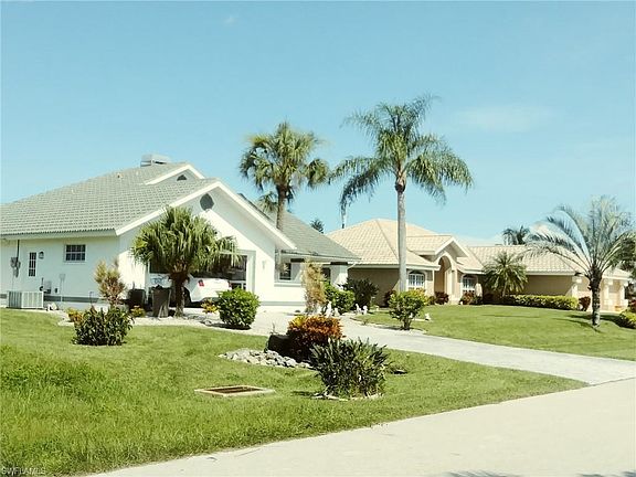3rd image of 5416 SW 25th Pl