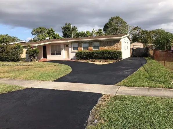 1118 NW 43rd Ter, Fort Lauderdale, FL 33313