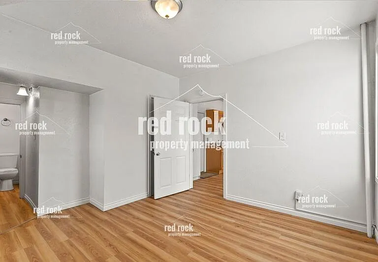 902 W Mansfield Ave #3 — Photo 27