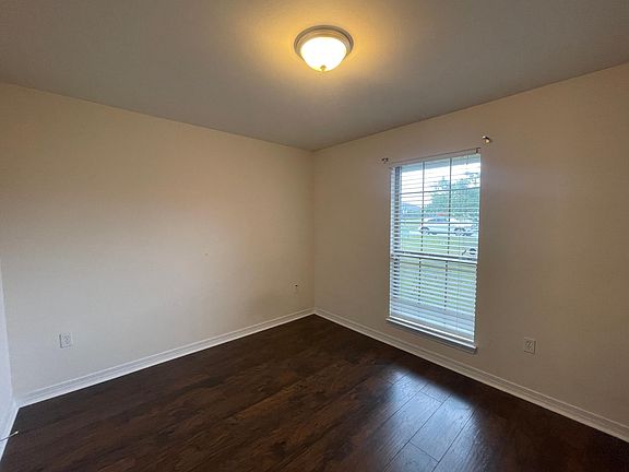 2nd image of 235 Citadel Ln